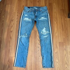 ABERCROMBIE & FITCH SLIM JEANS